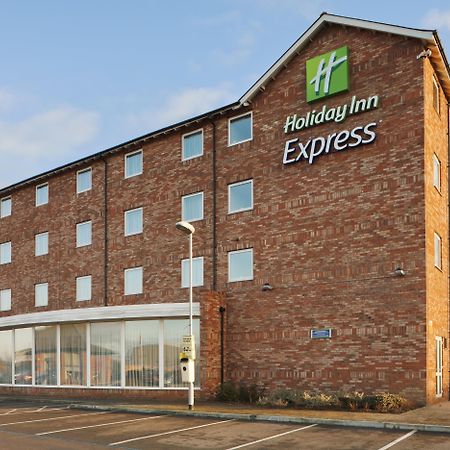 Holiday Inn Express Nuneaton By Ihg Εξωτερικό φωτογραφία