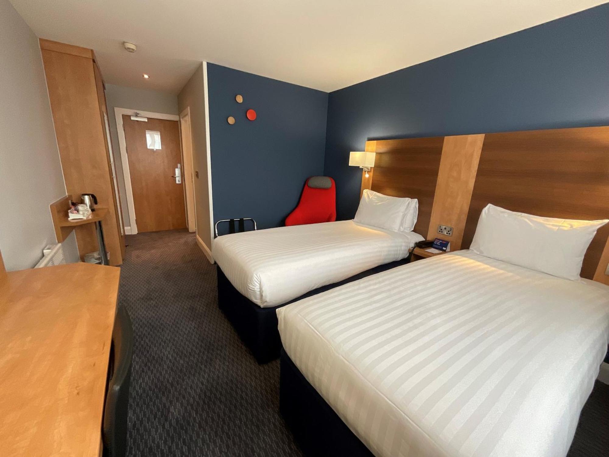 Holiday Inn Express Nuneaton By Ihg Εξωτερικό φωτογραφία