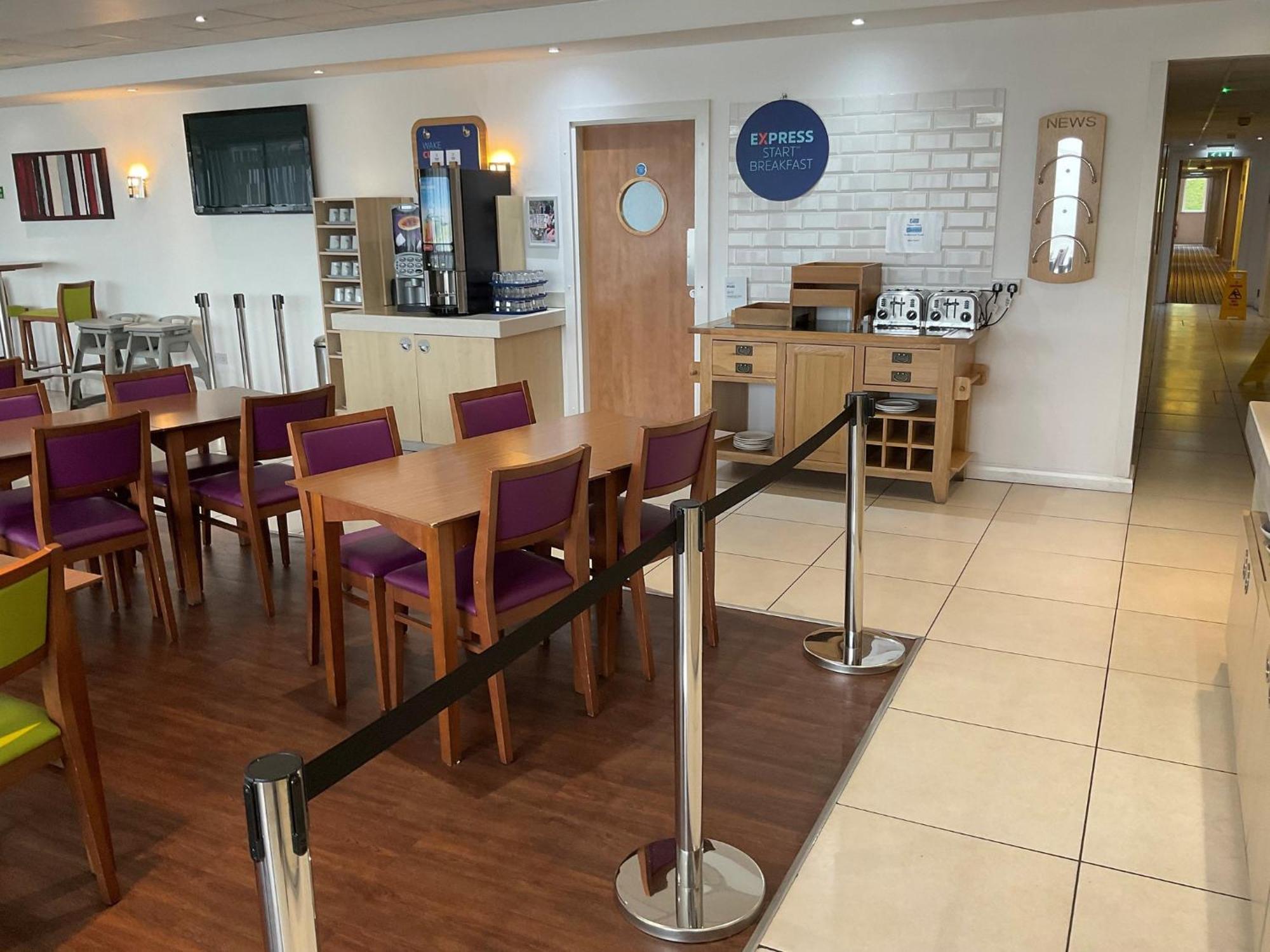 Holiday Inn Express Nuneaton By Ihg Εξωτερικό φωτογραφία