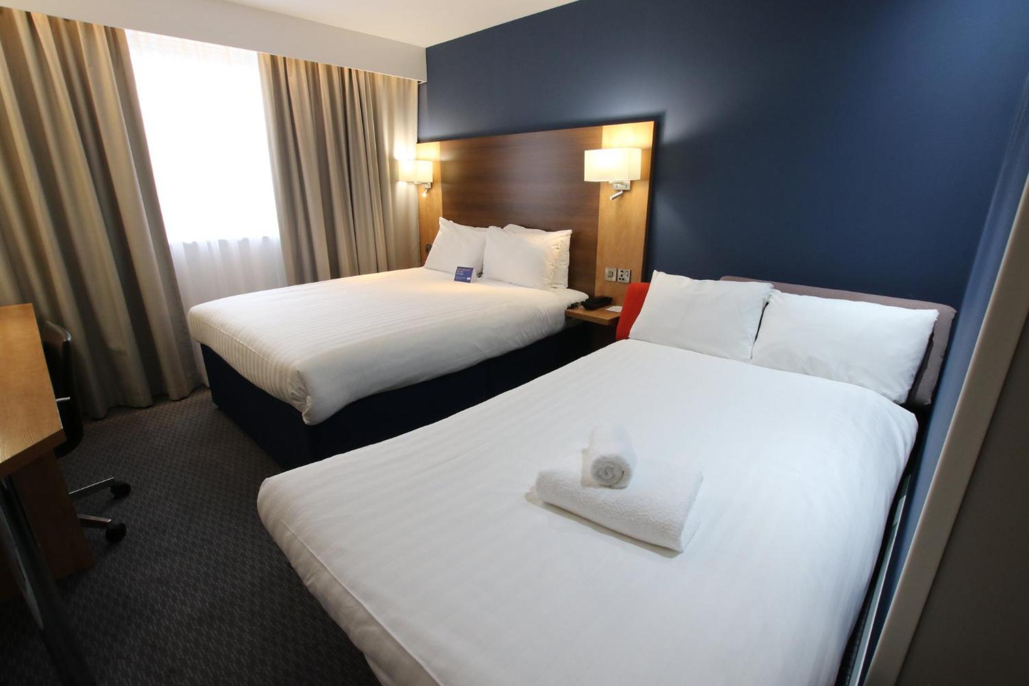 Holiday Inn Express Nuneaton By Ihg Εξωτερικό φωτογραφία